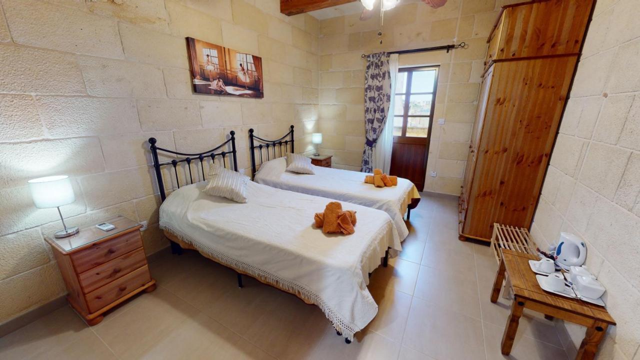 Qala Bed&Breakfast With Swimming Pool - Il-Wenniessa エクステリア 写真