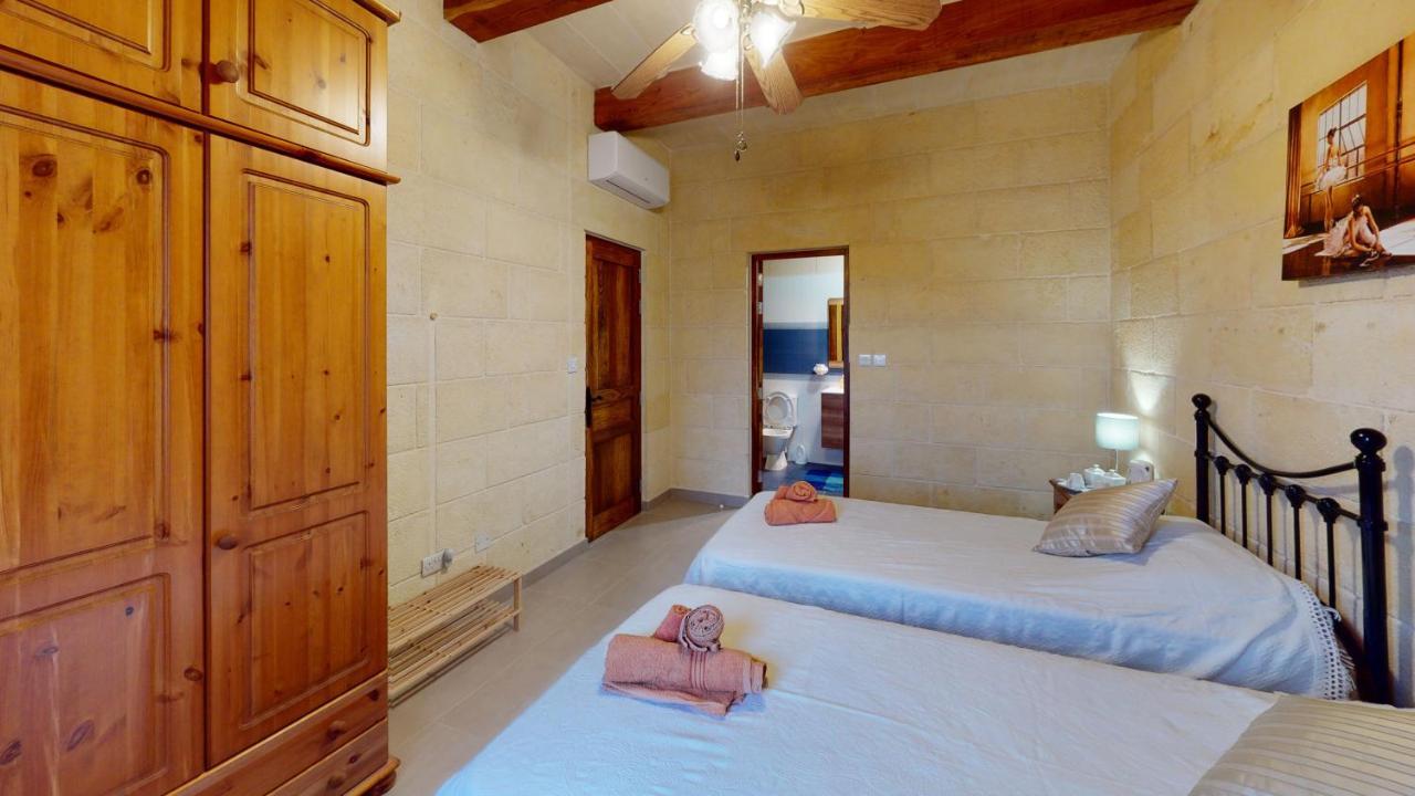 Qala Bed&Breakfast With Swimming Pool - Il-Wenniessa エクステリア 写真