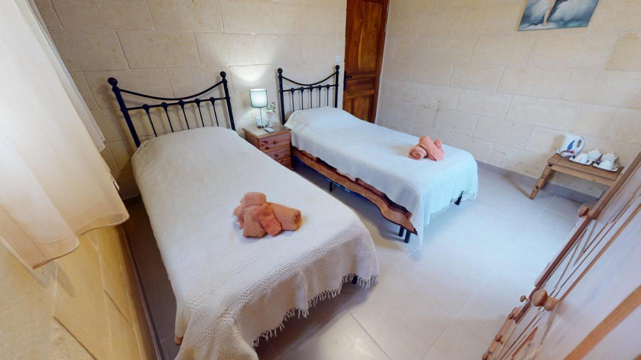 Qala Bed&Breakfast With Swimming Pool - Il-Wenniessa エクステリア 写真